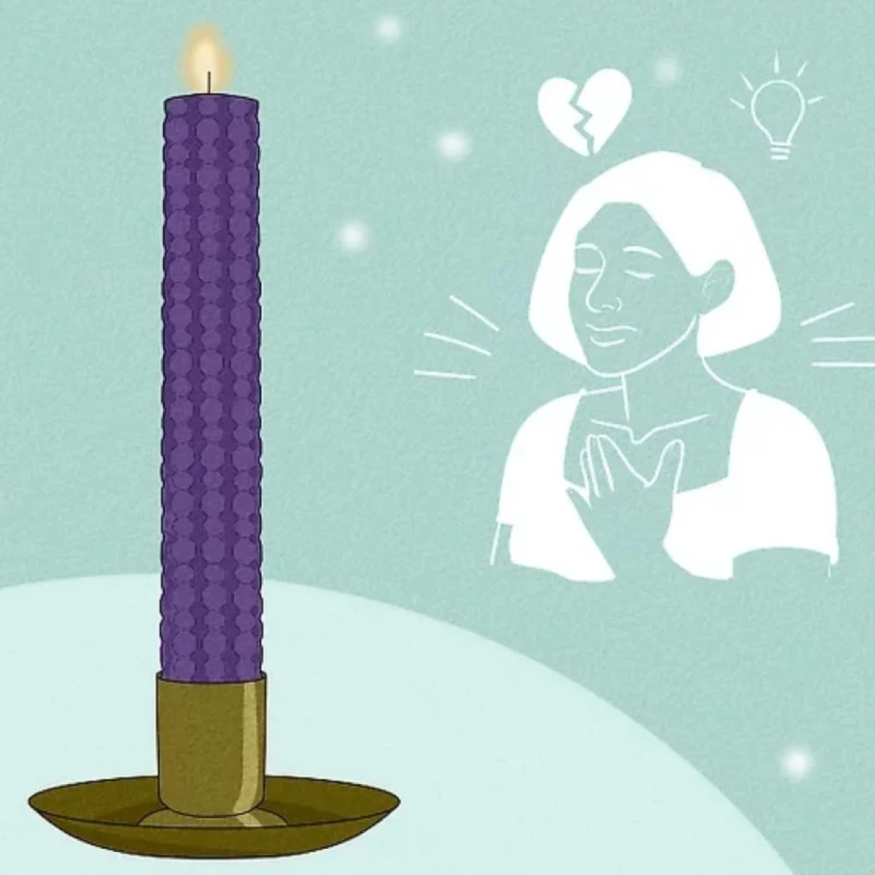 Фіолетова свічка